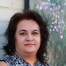 What advise would you give a new agent ? I been in the business for 9  months now and I haven't sold anything. Im full time have tried cold  calling FSBO's Expireds