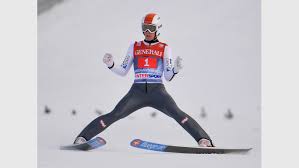 An diese erfolge konnte diethart nie mehr anschließen, außerdem wurde er mehrmals von verletzungen aus der bahn geworfen. Vierschanzentournee Diethart Gewinnt Neujahrsspringen Tournee Aus Fur Schmitt Wintersport Sport Bild