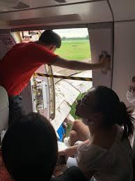 Xe một chiều đón từ sân bay tsn về vũng liêm vĩnh long, thuê xe 7 chỗ đón sân bay tân sơn nhất về vũng liêm vĩnh long, nhà xe chuyên rước khách tại sân bay đi vũng liêm vĩnh long, dịch vụ xe tại sân bay tsn, tôi mướn xe đón người thân ở … San Bay Tan SÆ¡n Nháº¥t Táº¡m Ä'ong Cá»­a Hang Loáº¡t Chuyáº¿n Bay Bá»‹ Hoan