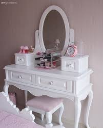 Peaceful And Light Feeling With Pastels From Mrs Ipek 39 S House Yatak Odasi In 2020 Kids Bedroom Furniture Girls Girl Bedroom Decor Kids Bedroom Furniture