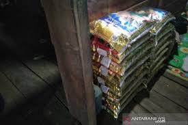 Senarai gred dan harga beras. Harga Beras Di Papua Rp2 Juta 10 Kg Antara News Kalimantan Tengah Berita Terkini Kalimantan Tengah