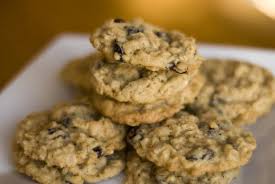 1.cream butter and sugar together thoroughly, then beat in water. Diabetic Friendly Oatmeal Raisin Cookies My Diabetic Friends
