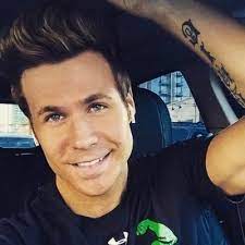 Apology lyrics © universal music publishing group, kobalt music publishing ltd., reservoir media management inc. Ashley Parker Angel Parkerangel Twitter