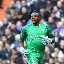 Idriss carlos kameni (born 18 february 1984) is a cameroonian professional footballer who plays as a goalkeeper. Official Carlos Kameni Joins Fenerbaha E Ghana Latest Football News Live Scores Results Ghanasoccernet