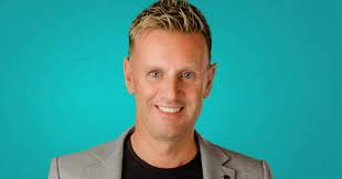 Dance the weekend away with Mike Denver at the Abbey Hotel!