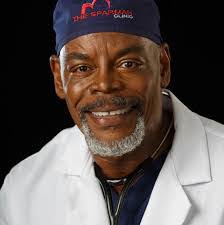 Diane Mulroy's Instagram, Twitter & Facebook