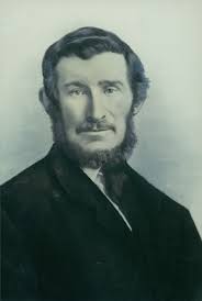 Grant Road was one of Somerville's very first roads and is named after the  Grant family, one of Somerville's earliest settlers. This story, told by  Geoff Grant, was recorded by Leila Shaw