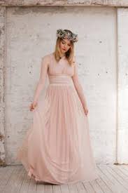 Check spelling or type a new query. Boho Brautkleid Darling Blush In Zartem Puderrosa Mit Viel Tull Ave Eva