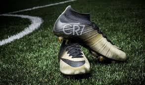 Searching for affordable cr7 shoes in sports & entertainment, soccer shoes? Nike Mercurial Superfly Cristiano Ronaldo Rare Gold Fussballschuh Nur Fussball