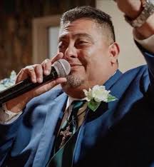 Oscar Muñiz Obituary