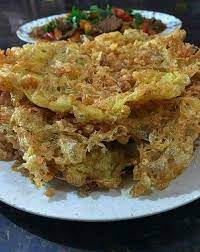 Ciri khas sajian ini yaitu telur yang mengembang tebal, padat, namun sedikit garing di luar. Rahsia Resepi Telur Dadar Thai Rangup Garing Gebu Bidadari My