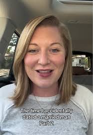 Amanda Tinder's Instagram, Twitter & Facebook