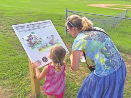 Trailing through the city