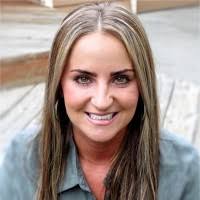 Hanna Peterson Email & Phone Number