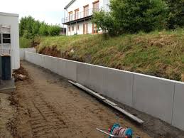 Ihr wollt euren geldbeutel schonen und selbst im. Let S Build A House Unser Bautagebuch Die Ersten L Steine Stehen