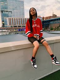 Thread in 'jordan brand' thread starter started by sonofsal, start date jun 15, 2020. Jordan 1 Outfit Girl Novocom Top
