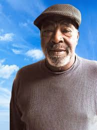 Earl Mitchell's Instagram, Twitter & Facebook