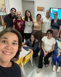 No dia 09 de setembro recebemos em nossa escola a professora Karina Spalla,  para mais um encontro do grupo "Amigos da Educação Inclusiva" em uma  formação sobre Educação Étnico Racial com o