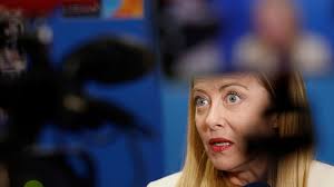 فضيحة رقمية في إيطاليا.. صور معدلة لرئيسة الوزراء ونساء بارزات تُنشر على  منصة إباحية | يورونيوز