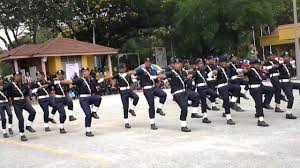 Perkhemahan tahunan bagi kadet polis diraja brunei senegara tahun 2012. Kawad Kaki Kadet Polis Smk Taman Melawati 2012 Youtube
