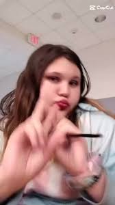 Amelia Ratliff's Instagram, Twitter & Facebook