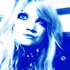 Desiree Irwin's Instagram, Twitter & Facebook