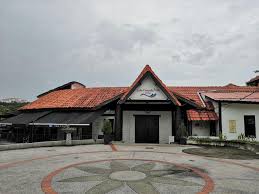 See 167 traveller reviews, 208 candid photos, and great deals for cempaka belimbing villas, ranked #1 of 2 hotels in pupuan and rated 4 of 5 at tripadvisor. Lake House Restaurant Updated Lake House Restaurant Facebook