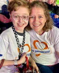 Go orange, go big blue! 💙 We...