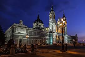 Catedral De Santa Maria La Real De La Almudena Madrid Catedral De Santa Maria La Real De La Almudena Madrid Spain Madrid Basilica