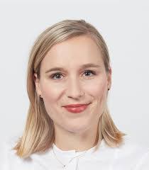 Simone Schneider's Instagram, Twitter & Facebook