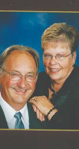 Kenneth and Joyce Knipstein