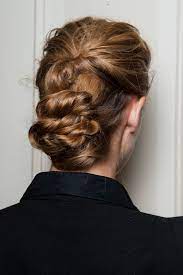 See more ideas about french twist, french twists, coiffure. Master The Messy French Twist In Under 2 Minutes Huffpost Life