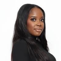 Carissa Briggs's Instagram, Twitter & Facebook