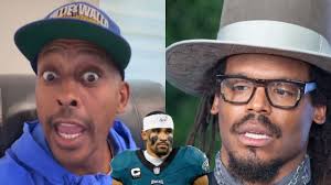 🤣🤣🤣🤣 some niggas gotta stay in they place gillie is really a grown ass  groupie