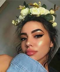 Danielle Beverley (daniellelovestw)