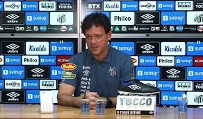Portanto, não vai durar uma semana até que comprove o ressentimento de marcelo fernandes, o amador que se julga no direito de ser técnico do santos. Presented At Santos Diniz Sees Evolution After Passing Through Sao Paulo I Reflected A Lot Prime Time Zone Sports Prime Time Zone