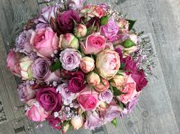 Maybe you would like to learn more about one of these? Heiraten In Hamburg Neugraben Brautstrauss Kirchenschmuck Tischdekoration Blumen Fur Das Hochzeitsauto