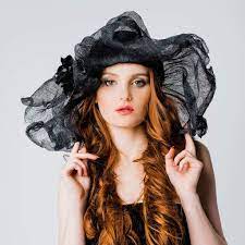 Pin Op Lallu Chic Couture Millinery