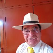 Hoy celebro con todo mi corazón el cumpleaños de mi muñeca Kelly. Verte  crecer y convertirte en una mujer y madre admirable me llena de orgullo. Te  amo más de lo que