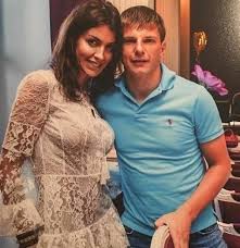 Будьте в курсе последних новостей: Ochen Skuchayu Alisa Kazmina Priznalas Chto Ne Mozhet Zabyt Arshavina Zvezdy Womanhit Ru