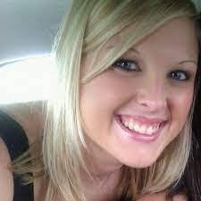 Lori Moorman's Instagram, Twitter & Facebook