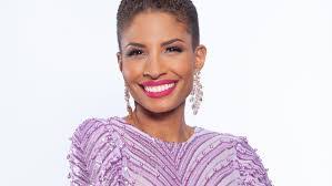 Crystal Stark's Instagram, Twitter & Facebook