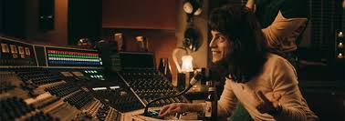 If there's one thing director bryan singer gets right, it's the magical energy of a great rock concert. Bohemian Rhapsody Movie Review 4 0 5 Critic Review Of Bohemian Rhapsody By Times Of India