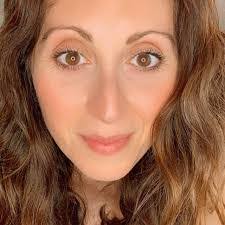 Jennifer Baltimore's Instagram, Twitter & Facebook