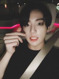 Anne Woo (@Anneskiz)