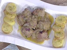 Se sono disponibili risultati del completamento automatico, utilizza i tasti freccia in su e freccia in giù per rivederli e invio per selezionare. La Prova Del Cuoco Bauletti Di Coppa Di Daniele Persegani Lanostratv