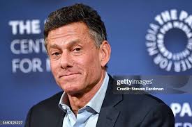 357点のStrauss Zelnickの写真と高解像度写真