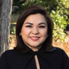 Marie Bui's Instagram, Twitter & Facebook