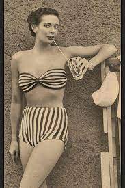 Vintage Striped Bikini Love It Vestiti Vintage Bellezze Al Bagno Stile Di Moda