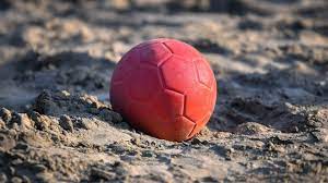 +351 213 611 900 f. Calcoes E Top Em Vez De Biquini Selecao De Andebol De Praia Multada Apos Protesto Contra Regras De Equipamento Observador